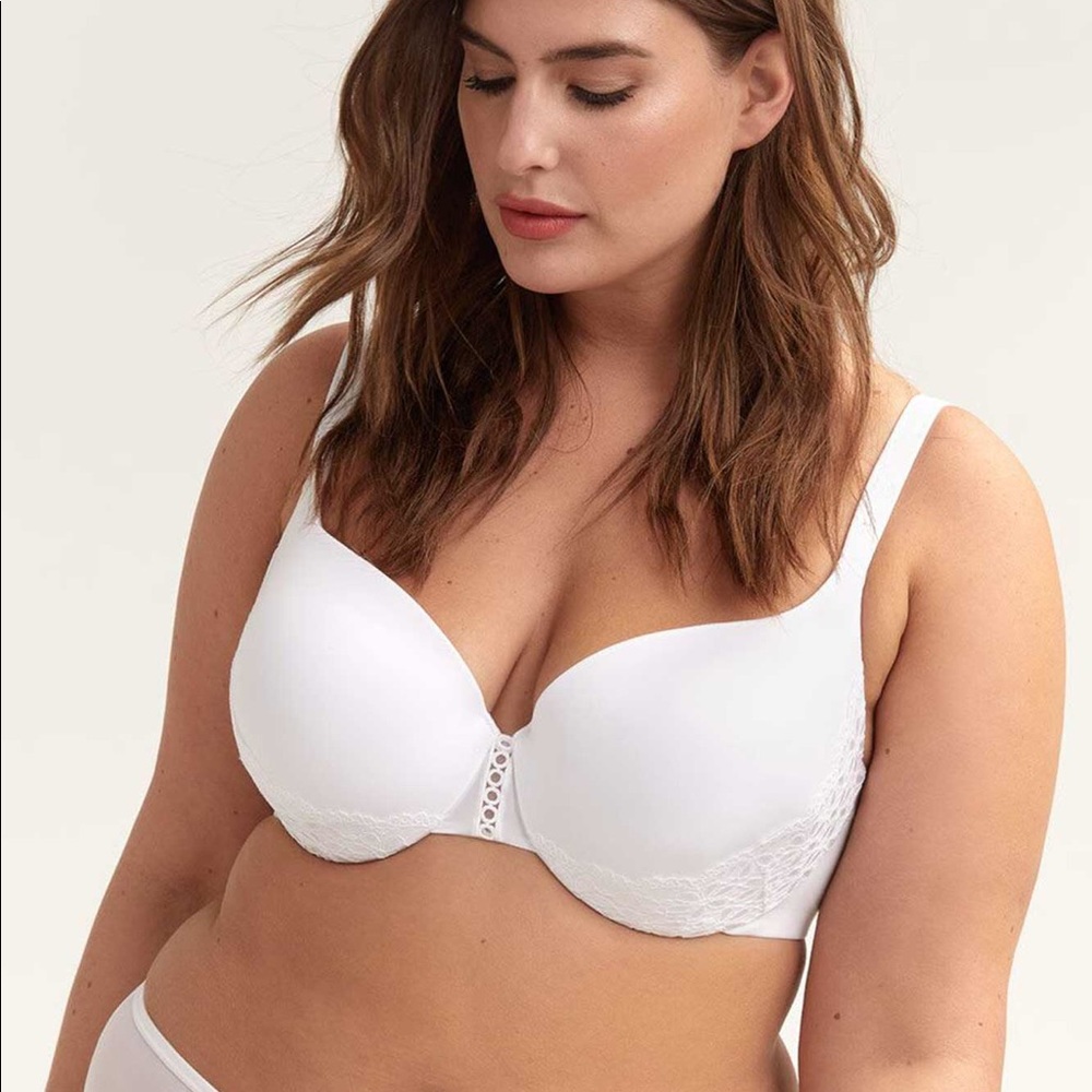 Ashley Graham Bra